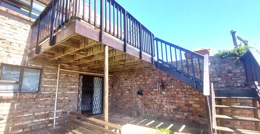 4 Bedroom Property for Sale in Dana Bay Western Cape